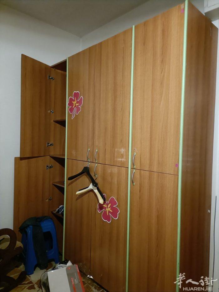 家具新 用了二 三年 便宜卖 谁要请联系 empoli附近