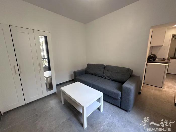 10区(ID：185577) 17.5平的 Studio  有家具