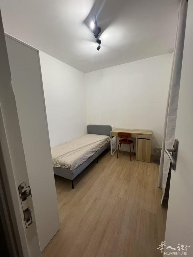 小巴黎19区 CRIMEE地铁站 合租