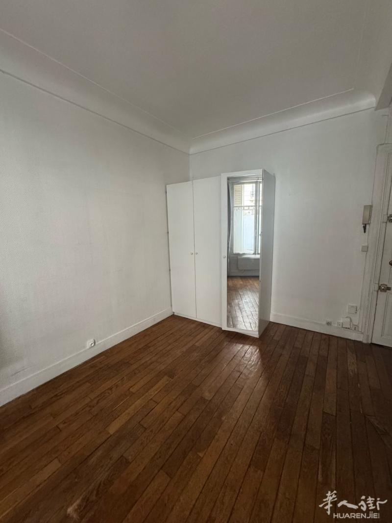 🇫🇷【巴黎16区｜奥斯曼建筑稀缺小户型studio出售｜ 有电梯 】