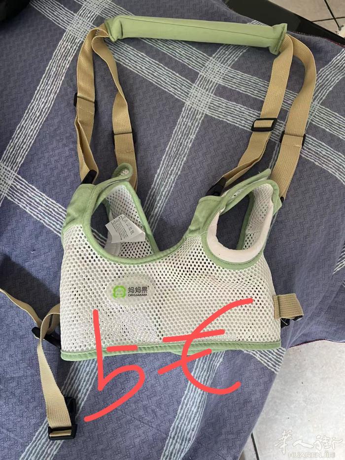 出宝宝用品 需要的联系 非诚勿扰 谢绝还价     全部打包带走  另有1岁内