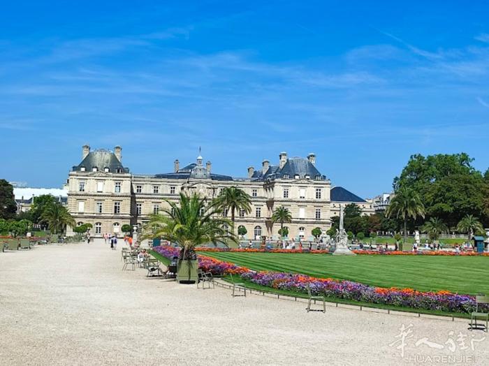 巴黎5区旅游办公区餐馆让！好地段！  近Luxembourg花园，近地铁 8米门