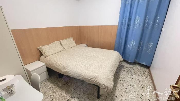 新住家新装修，宾馆装修旅馆价格，都是独立房间有阳台，设施齐全，安静干净，出入方便