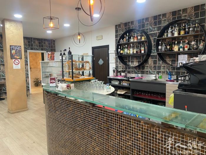 都灵Torino边三星级酒店Hotel转让 酒店+酒吧+餐馆+slot 地段好，