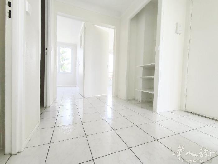94 近13区Vitry sur Seine T9 中央供暖两房一厅出售  【交