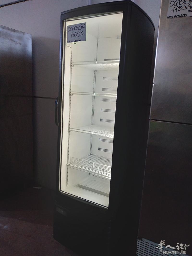 单门冰箱660欧出售尺寸长550＊600＊1920