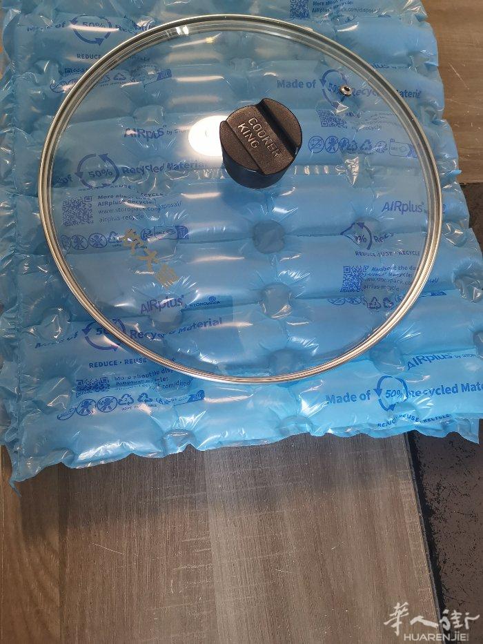 锅盖28寸，3€全新的，有意者请发信息：0767786549