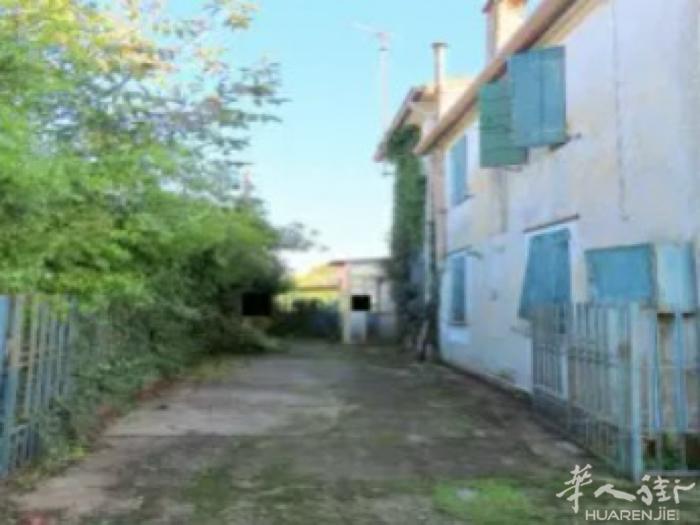 【拍卖房】Ariano nel Polesine, Rovigo 出售住宅