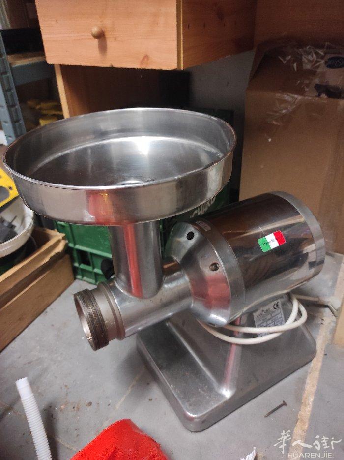 出绞肉机