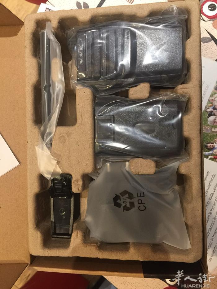 全新对讲机低价出售，5公里内可保持清晰通话，有意者请联系电话：366411415