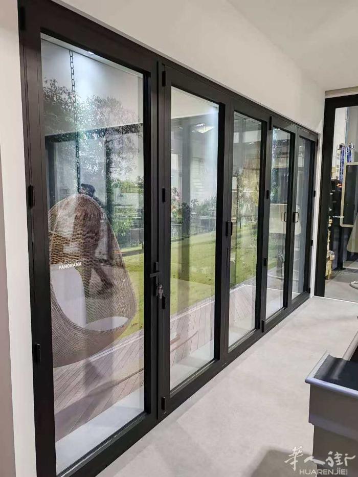 SOLIS FENETRES 法国旭日门窗 专业承接定制铝合金门窗，店铺门面，办