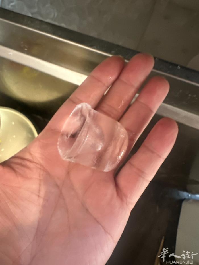 二手专业制冰机，适合奶茶店用量大的店铺，全新原价2900欧购入现1000欧出，机