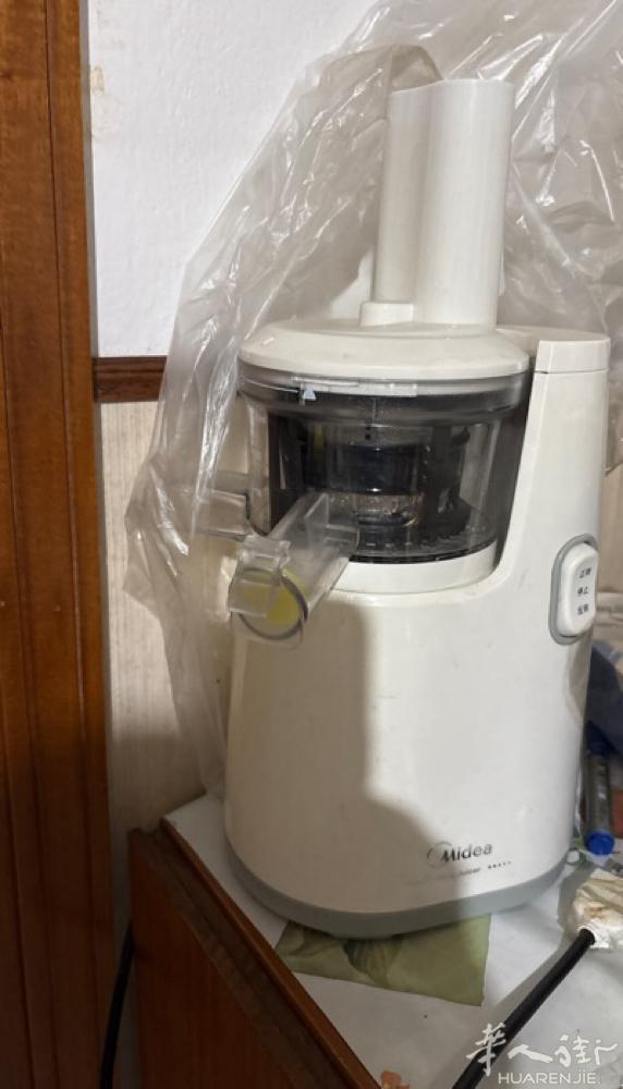 美的水果榨汁机·九成新，谁有需要便宜卖了，30欧
