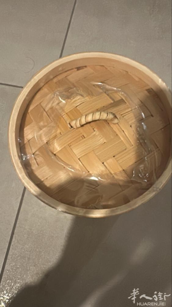 出各类小件和室外餐桌