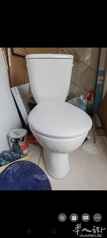 新房马桶，没用过几次，Bobigny 自取