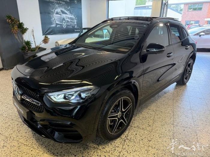 精品奔驰🚗GLA 200AMG  汽油 163CV🔥 ​9900公里 09/