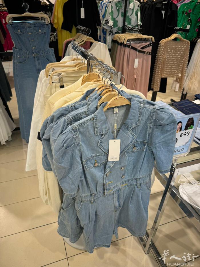 贱卖全新衣服. 图片只是库存中之一.   2欧-3欧一件. 混合 100件起.