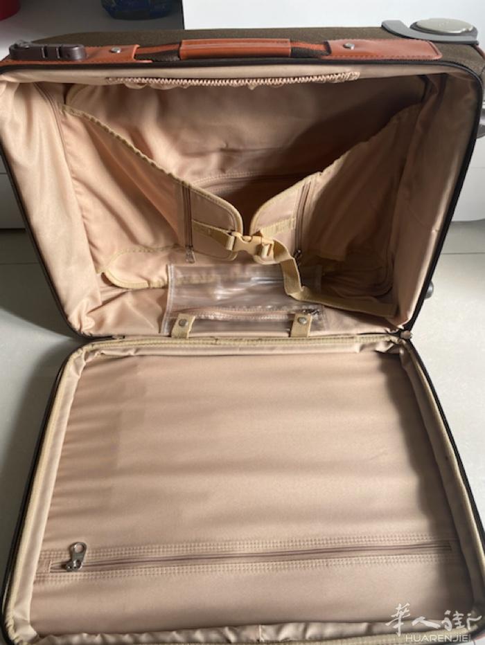 法国Lancel 登机箱、手提包二合一转让