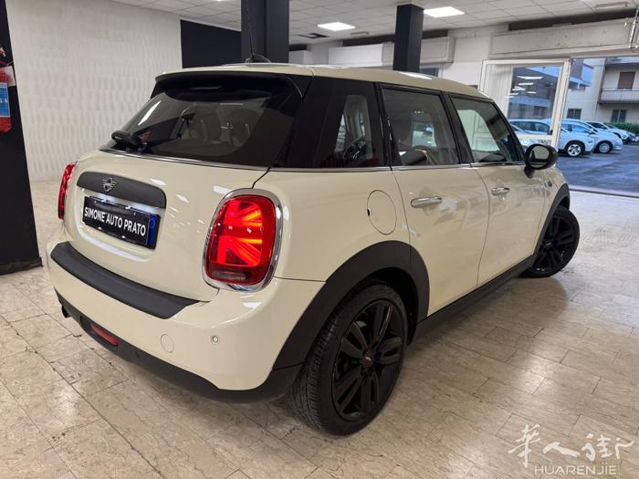 Mini One Hyte 五门版 1.5 汽油 2018 年 eruo 6 标