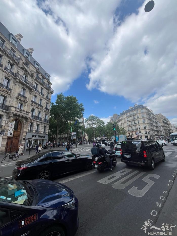 rue lafayette 店铺转让，位置一流，人流量一流，开店就是要有流量。7