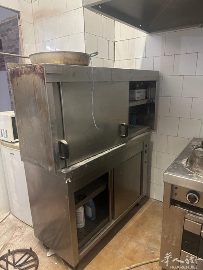 米兰出二手冰箱餐馆用具