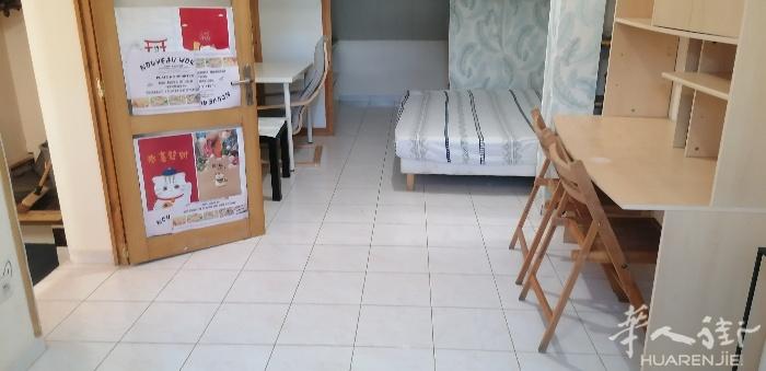 巴黎94别墅区，18平方studio出租，650欧包水电（一押一租），独立厨房卫
