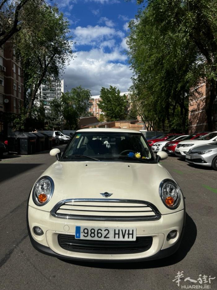 出二手mini one 75 手动 汽油 6.5万公里 14年车