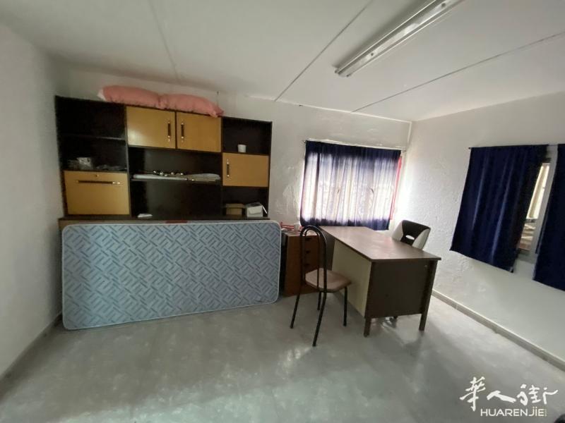 https://att.huarenjie.com/attachment/information/20250515/1747300643385959.jpg