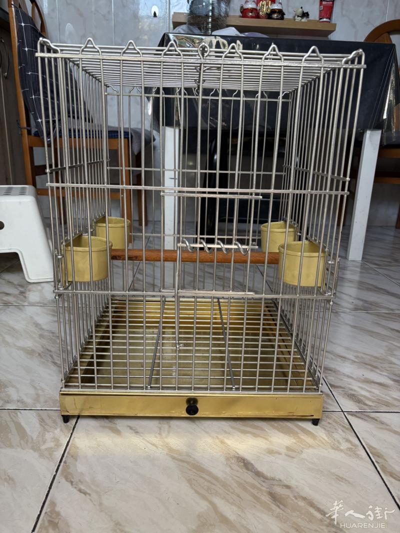 铝合金鸟笼50×40厘米，新的没有用过，10欧自取