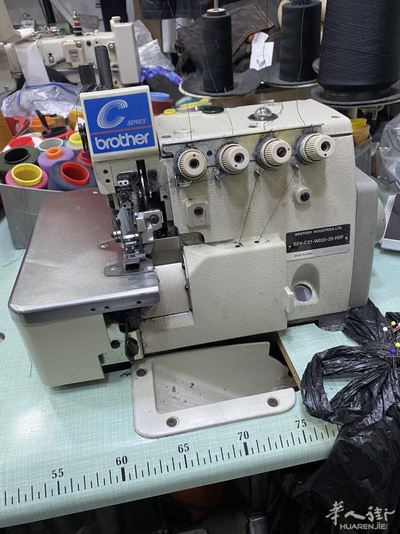 四线打边日本兄弟牌 -Surjeteuse Brother 4 fils – 500 €