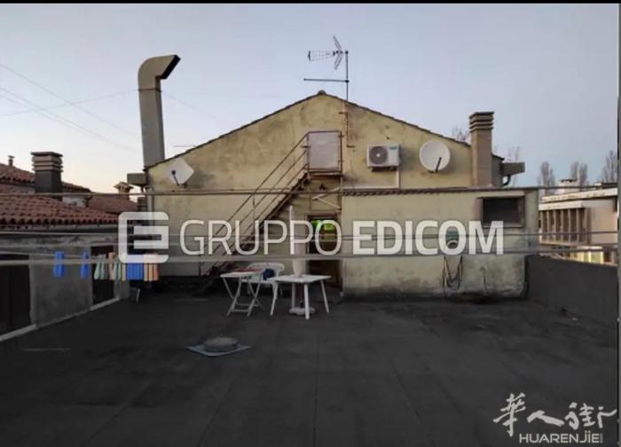 【拍卖房】Chioggia, Venezia 出售公寓 	•	2室1厅2卫 	•