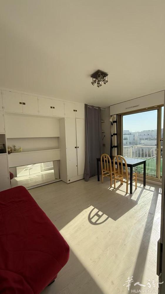 15区(ID：183663) 30平的 Studio  有家具