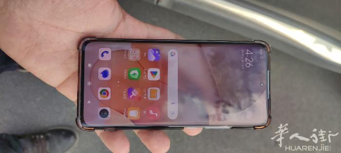出一台小米12  低价出售