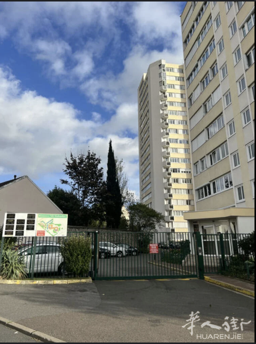 créteil 教堂对面2房1厅出售