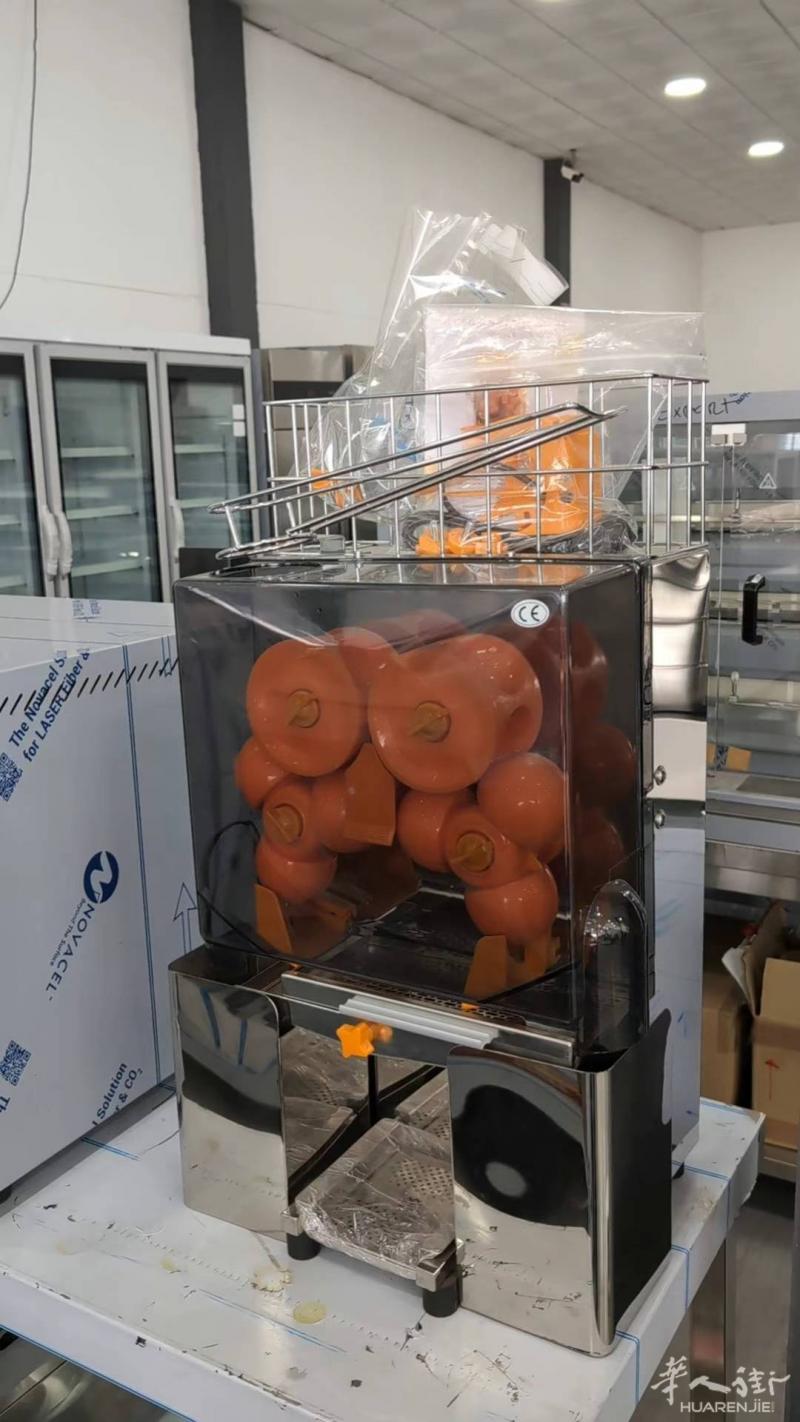 专业销售各类品牌全新设备：酒水冰箱、冰柜、制冰机、