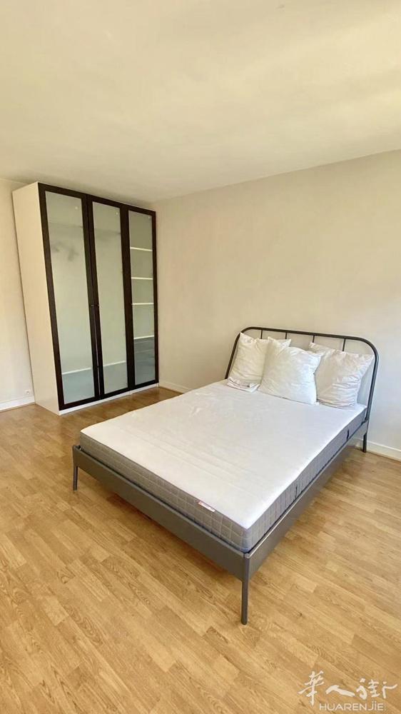 15区(ID：181561) 28平的 Studio  有家具