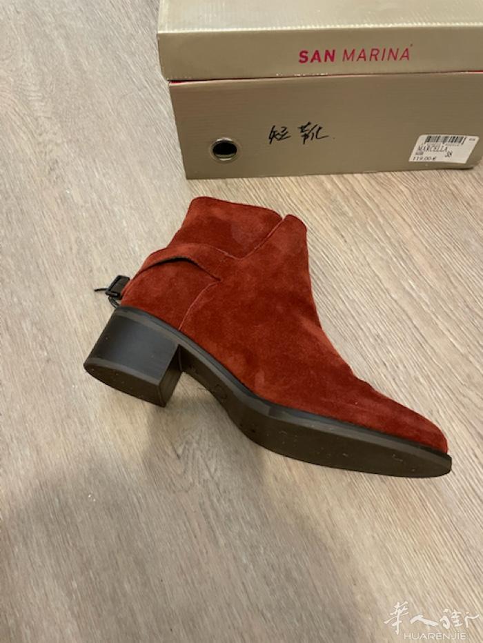 38号全皮短靴只穿一次，原价99欧。现价25欧。