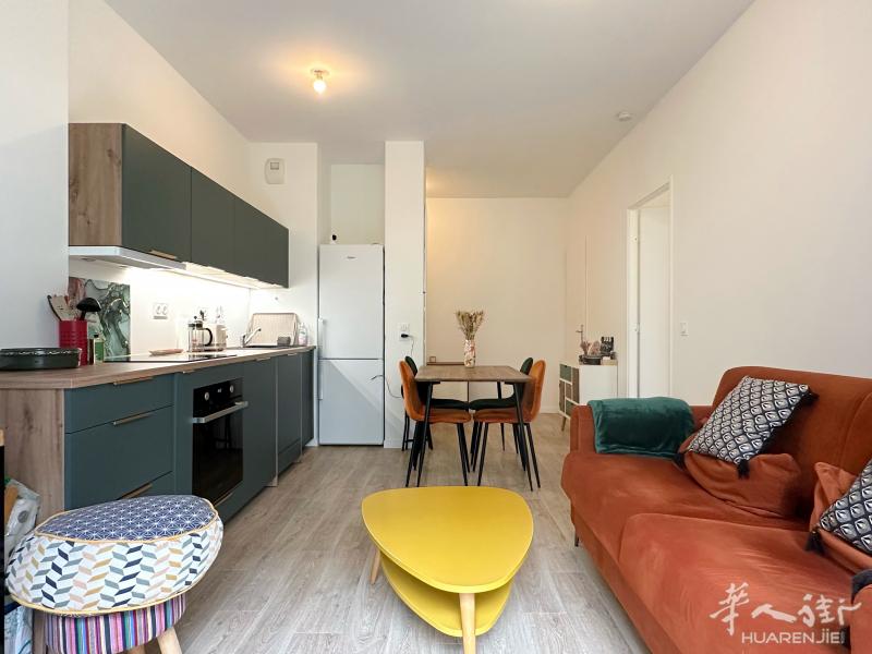 La Courneuve-Bobigny 地铁8分钟 1房1厅公寓 带车库 售 19.9万