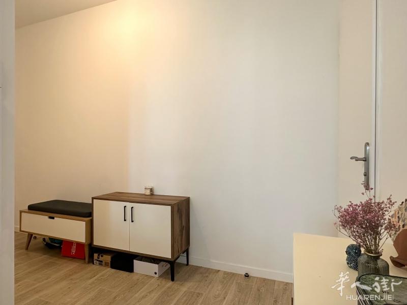 https://att.huarenjie.com/attachment/information/20250524/1748029715875790.jpg
