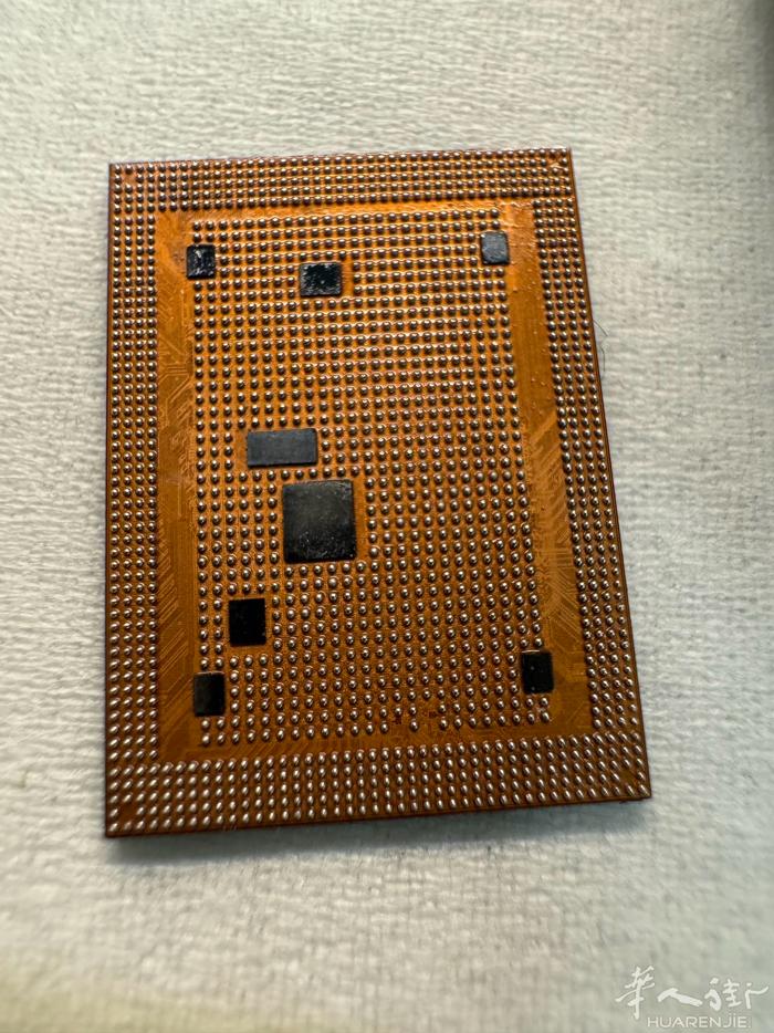 在意大利专业维修手机主板，保资料。