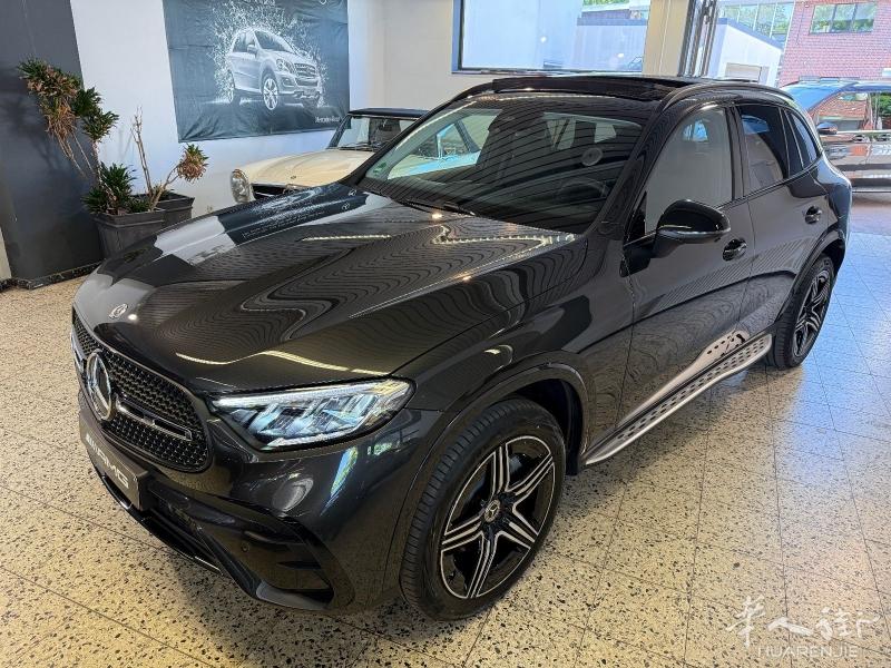 奔驰🚗GLC 300e 混动汽油/电 204CV🔥..