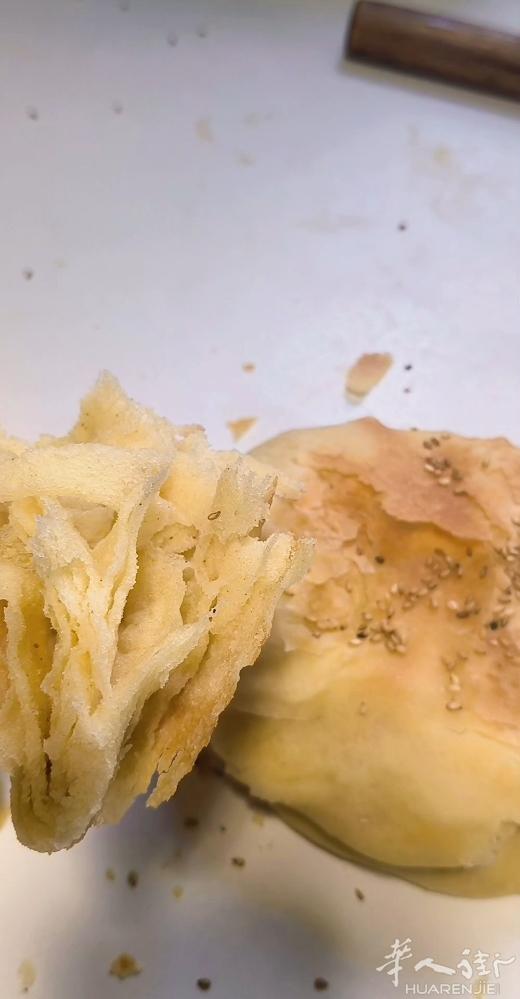 五香椒盐烧饼，粽子，香椿芽呀等。想吃的朋友们。可以加微信。