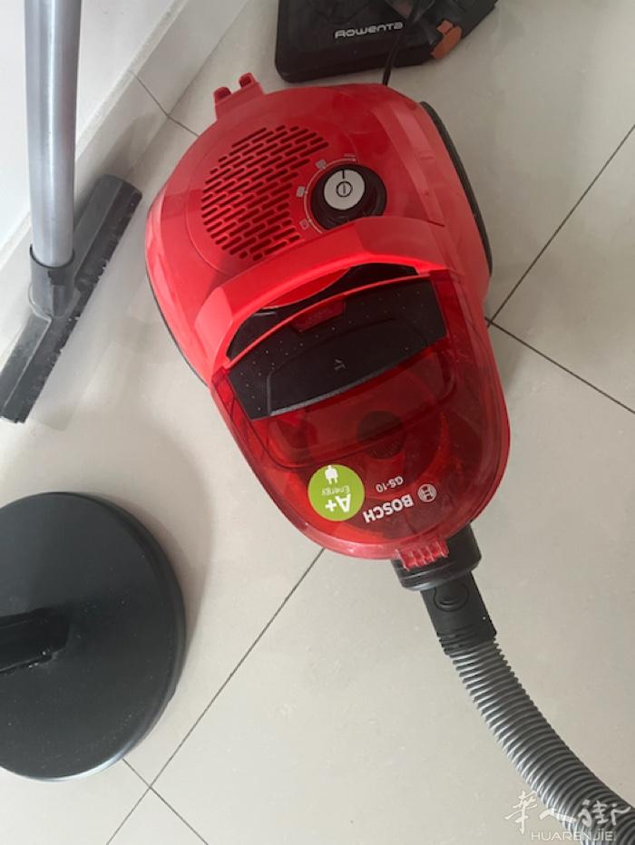 9.9新出售bosch，rowenta吸尘器