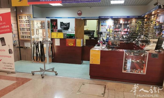 南法阿维尼翁黄金地段老店转让｜投资小、回报稳、上手快 因店主退休，现诚意转让一间