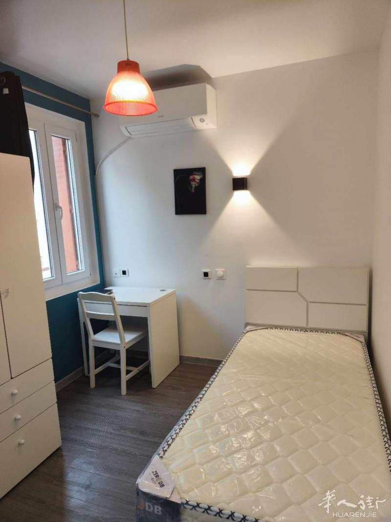 有空调！ 94省Villejuif 近T7线 全新多套10平studio