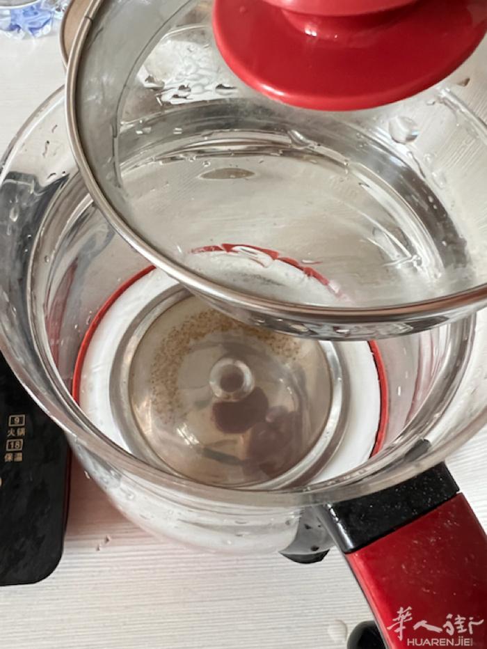 养生壶便宜卖了，15欧，谁要自取