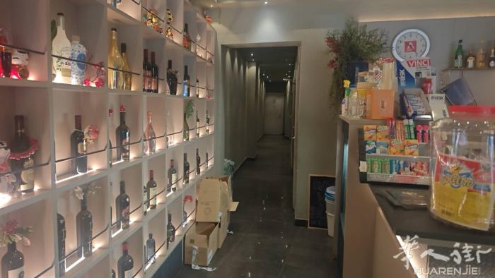 bologna中国街酒吧带包厢，因人手不够急需转让！电话☎️3292057751