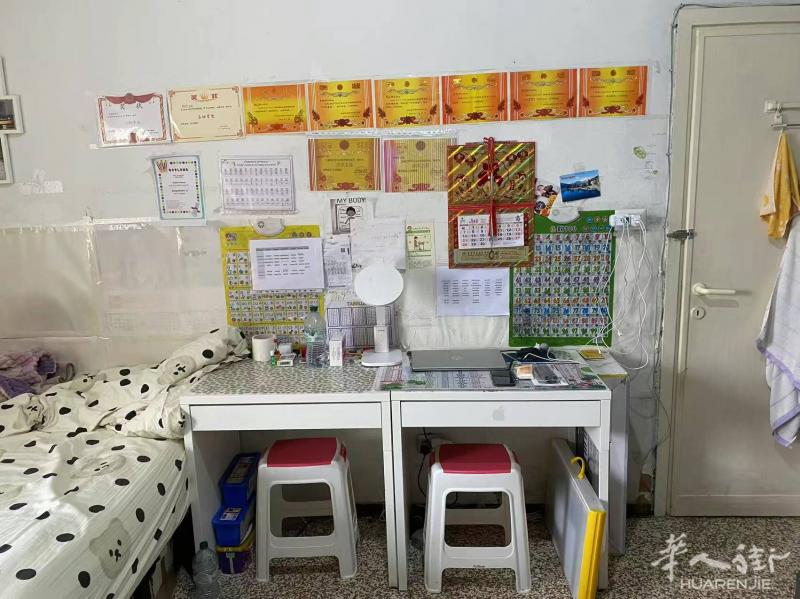 【好房出售】Comasina两室一厅，独立厨房，可改三室，坐北朝南 ，有三个阳台，84平 ，23.8万欧