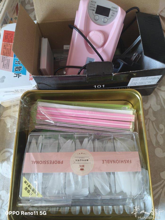 美甲工具，一次没用过，想买的加V一套共计十个工具，15∈