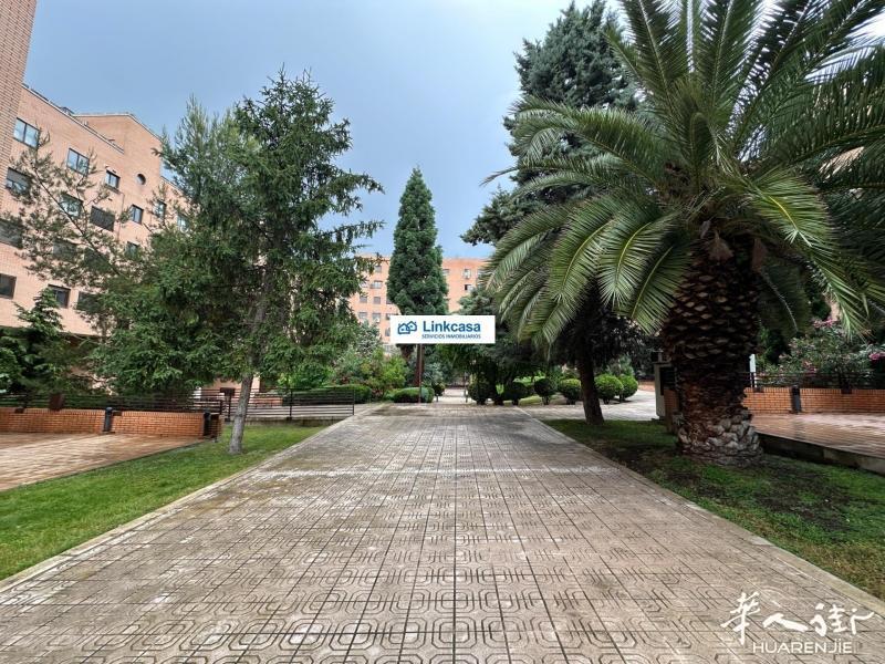 https://att.huarenjie.com/attachment/information/20250613/1749751715368254.jpg